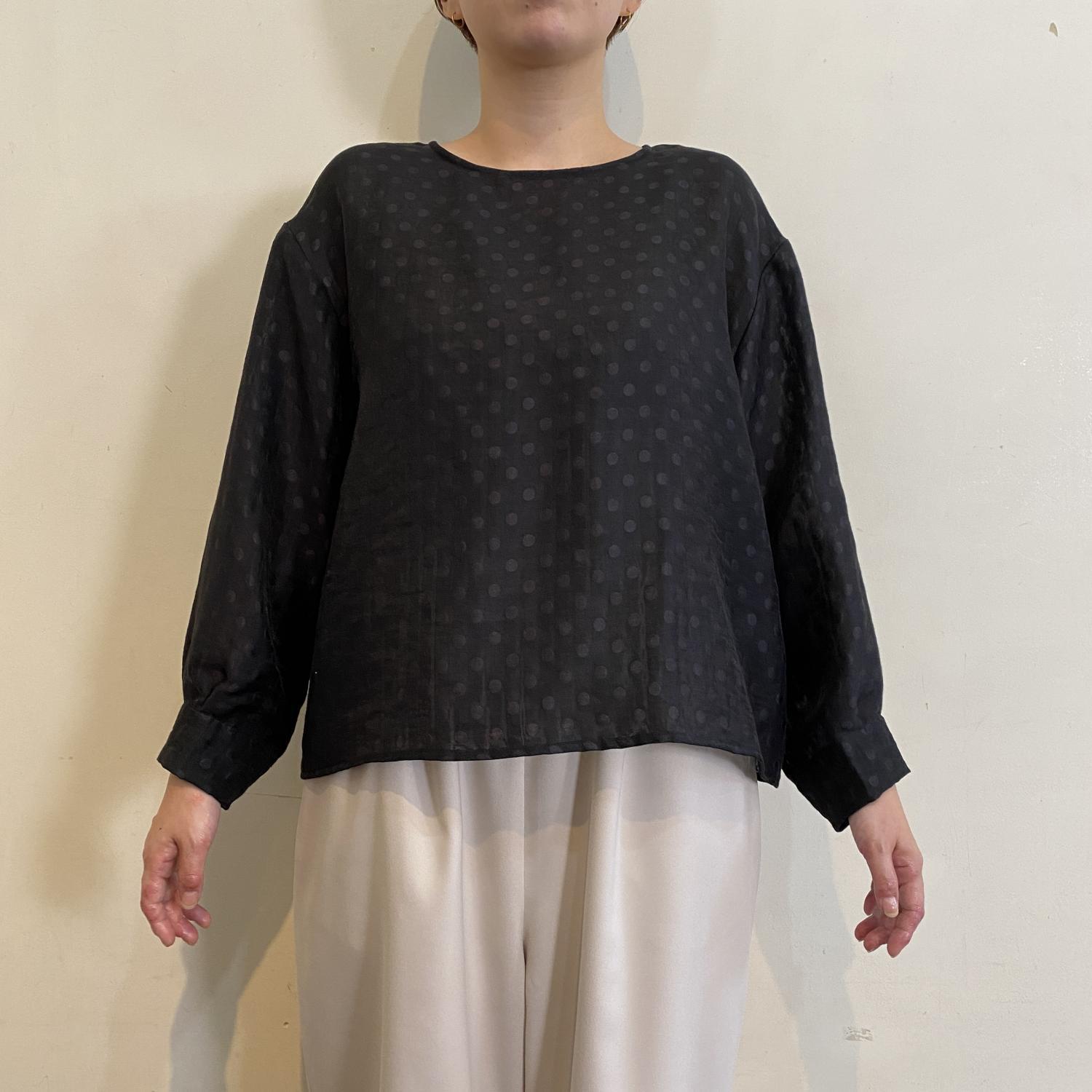 シアージャガード_ドット　ブラウス_ドット